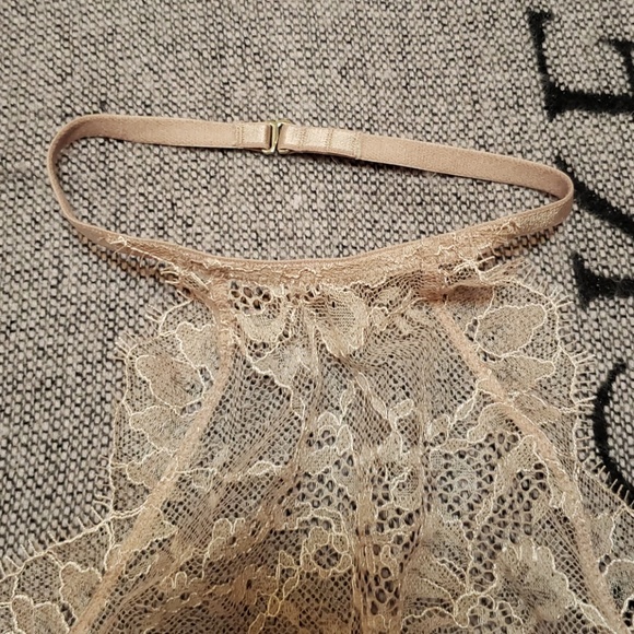 🥳LAST ONE (32D)🥳BUY 1 GET 1 FREE NWT VICTORIA SECRET BEIGE BRA - Picture 3 of 9